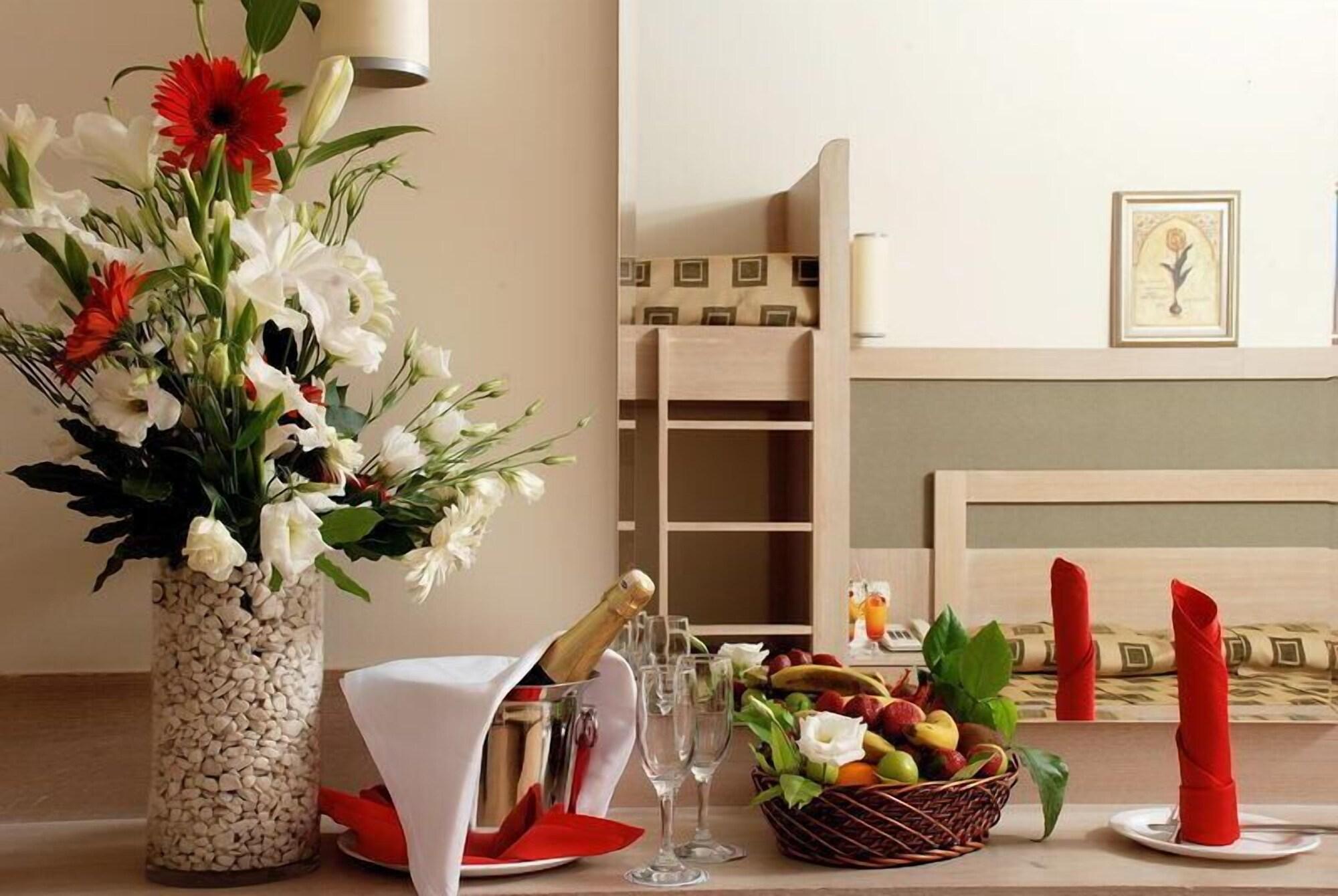 Side Breeze Hotel Анталия Екстериор снимка