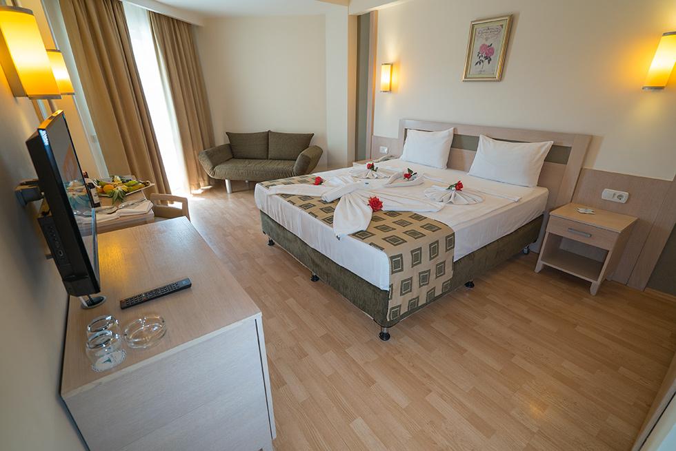 Side Breeze Hotel Анталия Екстериор снимка
