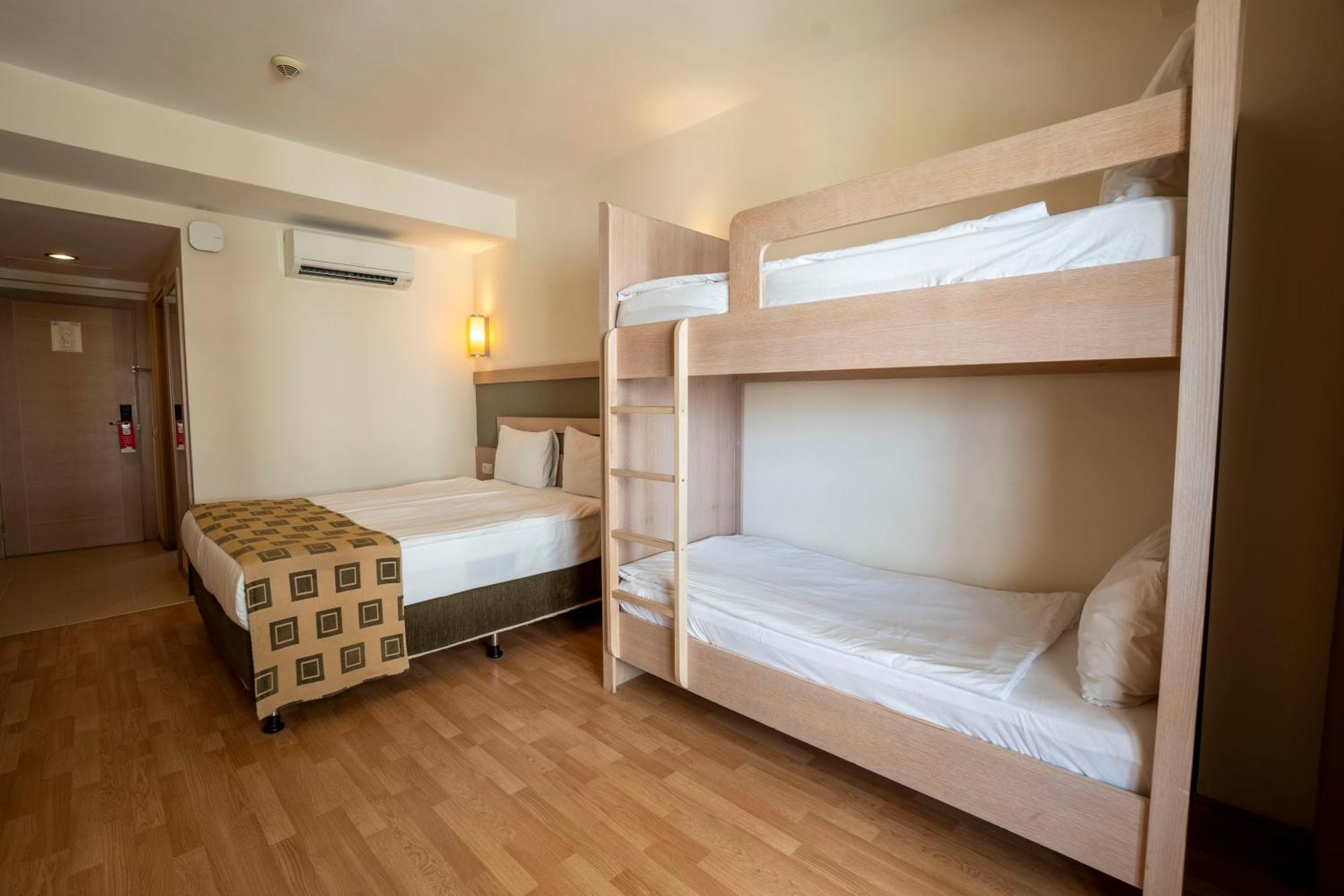 Side Breeze Hotel Анталия Екстериор снимка