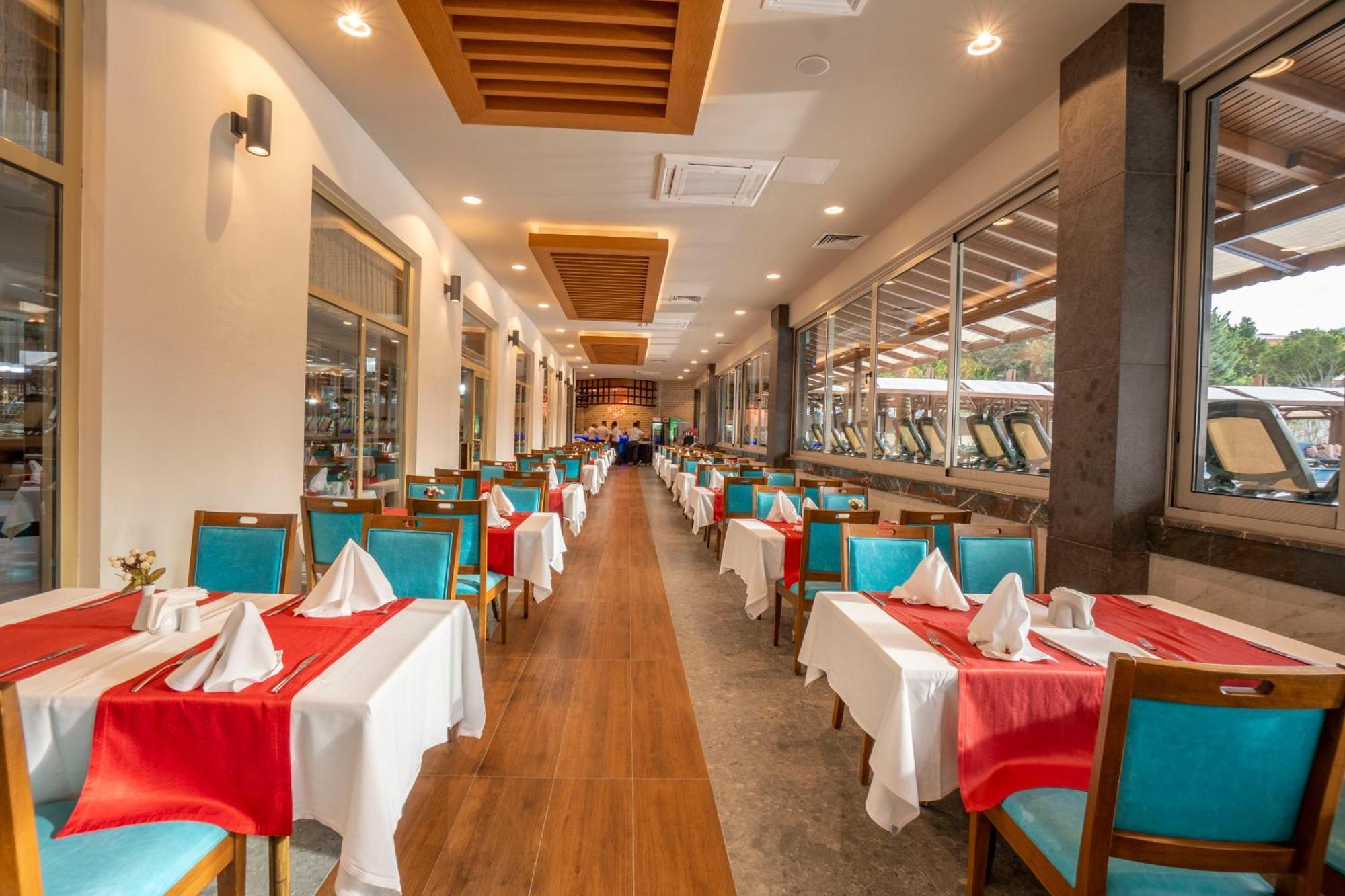 Side Breeze Hotel Анталия Екстериор снимка