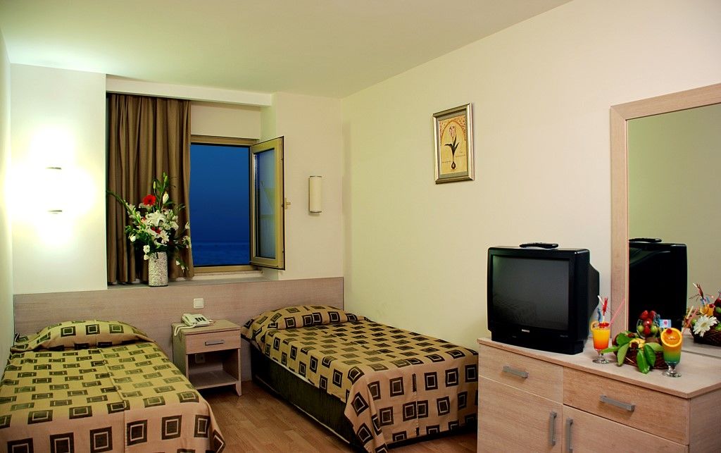 Side Breeze Hotel Анталия Екстериор снимка